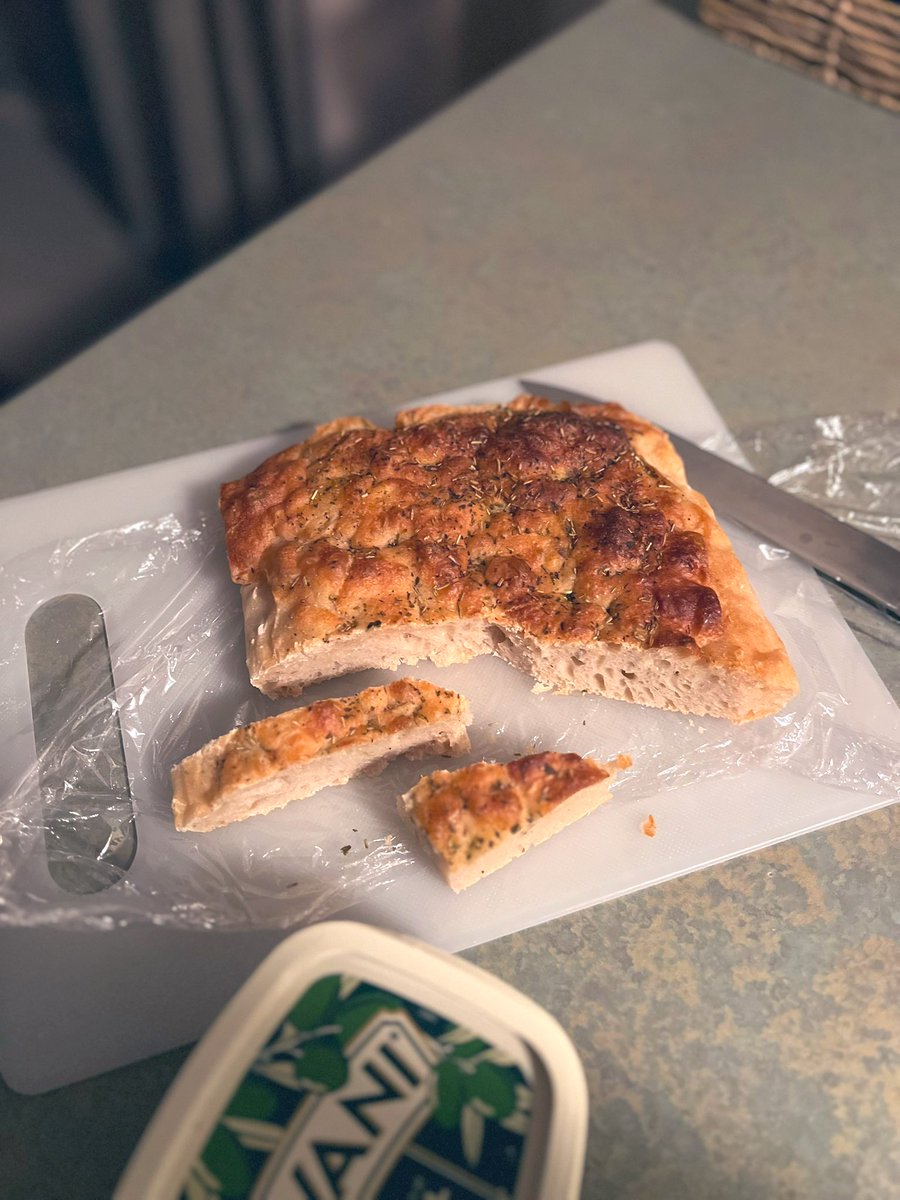 _SemiT's tweet photo. Helped out a friend this week and he baked me some focaccia as a thank you
#breadislife https://t.co/PEBlYP8DzU