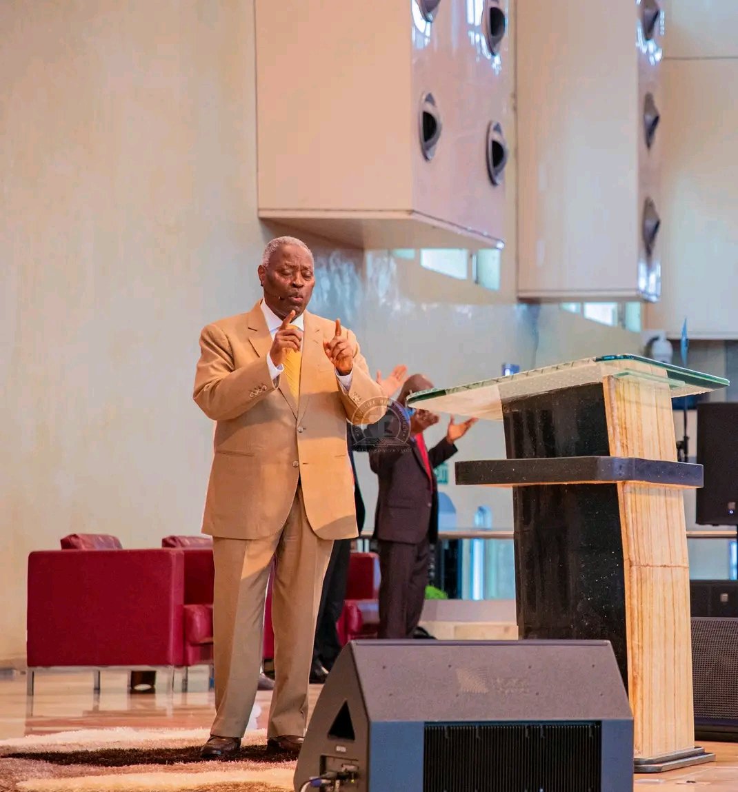 Thank You for yielding to THE LORD
Thousands and millions of us are a testament of GOD'S GOODNESS in your ministry.
I love and  celebrate you Sir ❤️

#Kumuyiat84