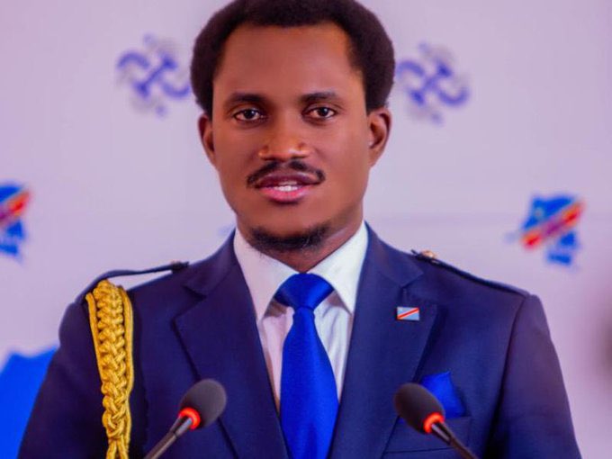 Patrick Lokala (@patricklokala_) on Twitter photo #RDC ! Le DG de l’ARSP , <a href="/MiguelKashal/">Miguel Kashal Katemb</a> Katemb sera à l’Assemblée Nationale la semaine prochaine pour exposer sur les performances réalisées par l’ARSP qui était une coquille avant son arrivée.
Les réalisations de l’ARSP ont été , du reste , déjà vantées par le Ministre de #RDC ! Le DG de l’ARSP , <a href="/MiguelKashal/">Miguel Kashal Katemb</a> Katemb sera à l’Assemblée Nationale la semaine prochaine pour exposer sur les performances réalisées par l’ARSP qui était une coquille avant son arrivée.
Les réalisations de l’ARSP ont été , du reste , déjà vantées par le Ministre de