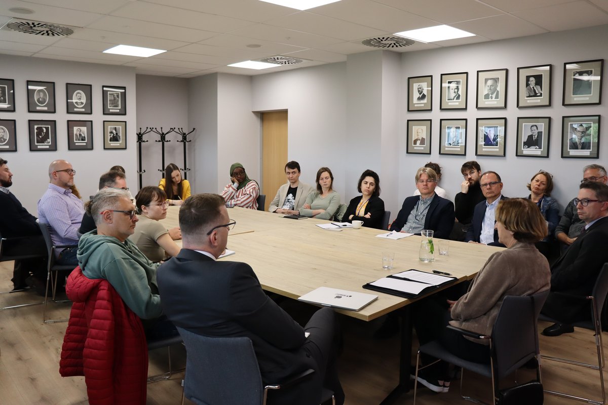 Prof. Ursula van Beek, Founding Director of the Centre for Research on Democracy at the Stellenbosch University in South Africa was a guest speaker at the academic seminar 'Democracy at a Crossroads: Conditions and Challenges of Democratic Systems in the World'.