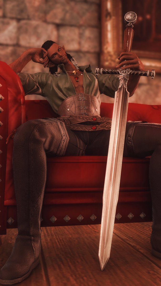 𝑌𝑜𝑢𝑟 𝑀𝑎𝑗𝑒𝑠𝑡𝑦