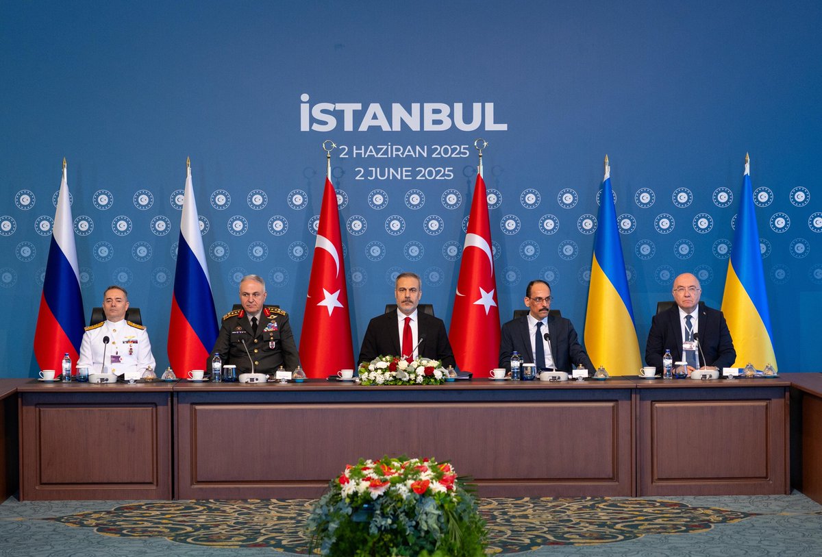 China Daily (@chinadaily) on Twitter photo #OpenComment European leaders show no or little wisdom and courage toward a compromise that would lead to a #ceasefire and lasting peace. <a href="/chenweihua/">Chen Weihua (陈卫华)</a> #EU #Ukraine #Russia bit.ly/43TvPAJ #OpenComment European leaders show no or little wisdom and courage toward a compromise that would lead to a #ceasefire and lasting peace. <a href="/chenweihua/">Chen Weihua (陈卫华)</a> #EU #Ukraine #Russia bit.ly/43TvPAJ