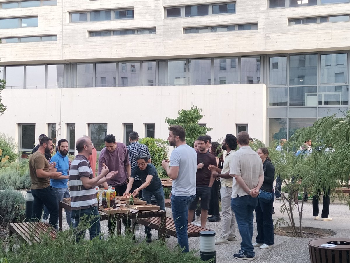 Flint (@flint_company) on Twitter photo Merci à tous pour le #meetup tech hier !
Ravis de l'avoir organisé avec nos 2 speakers <a href="/greg3z/">Greg Lhotellier</a> et <a href="/etaix/">Eric Taix 💙 #flutter</a> !
Et toujours un super accueil chez DigitRe 🙏
Les replays seront bientôt disponibles Merci à tous pour le #meetup tech hier !
Ravis de l'avoir organisé avec nos 2 speakers <a href="/greg3z/">Greg Lhotellier</a> et <a href="/etaix/">Eric Taix 💙 #flutter</a> !
Et toujours un super accueil chez DigitRe 🙏
Les replays seront bientôt disponibles