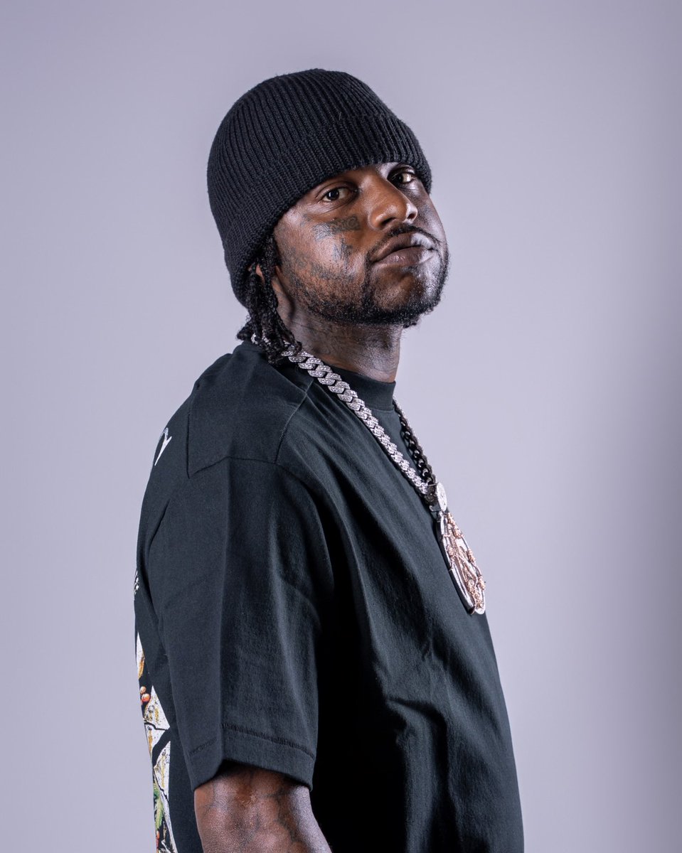 AmgTask's tweet image. Big task yall follow me , and stream my music 💪🏾🏆🙂‍↔️