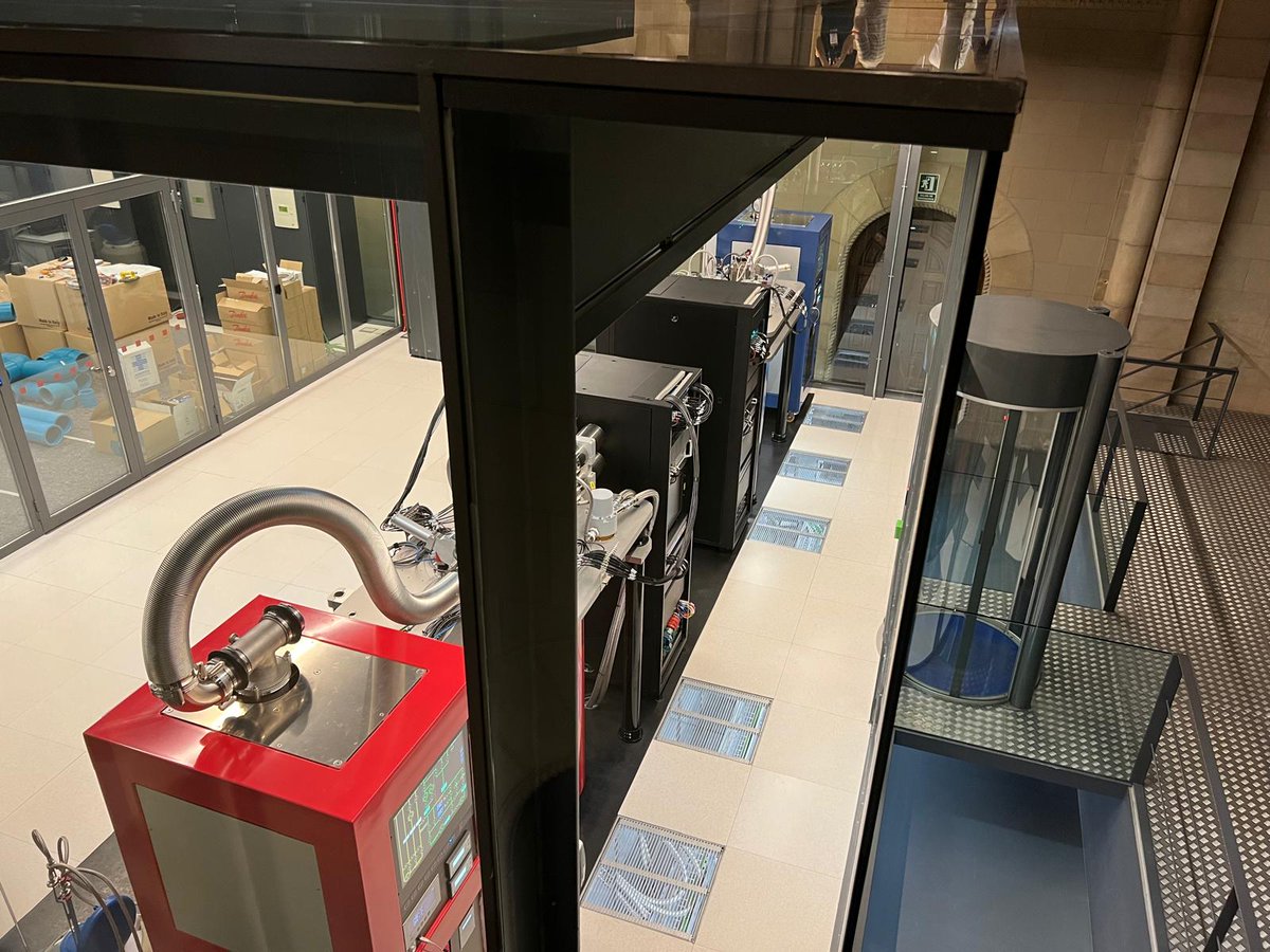 👥 Our traditional visit to the #MareNostrum supercomputer at <a href="/BSC_CNS/">BSC-CNS</a> provided us with awesome insights into recent upgrades and performance enhancements in #MareNostrum5.
This year, we also explored #MareNostrumOna🌊, a fascinating step forward in #QuantumComputing.