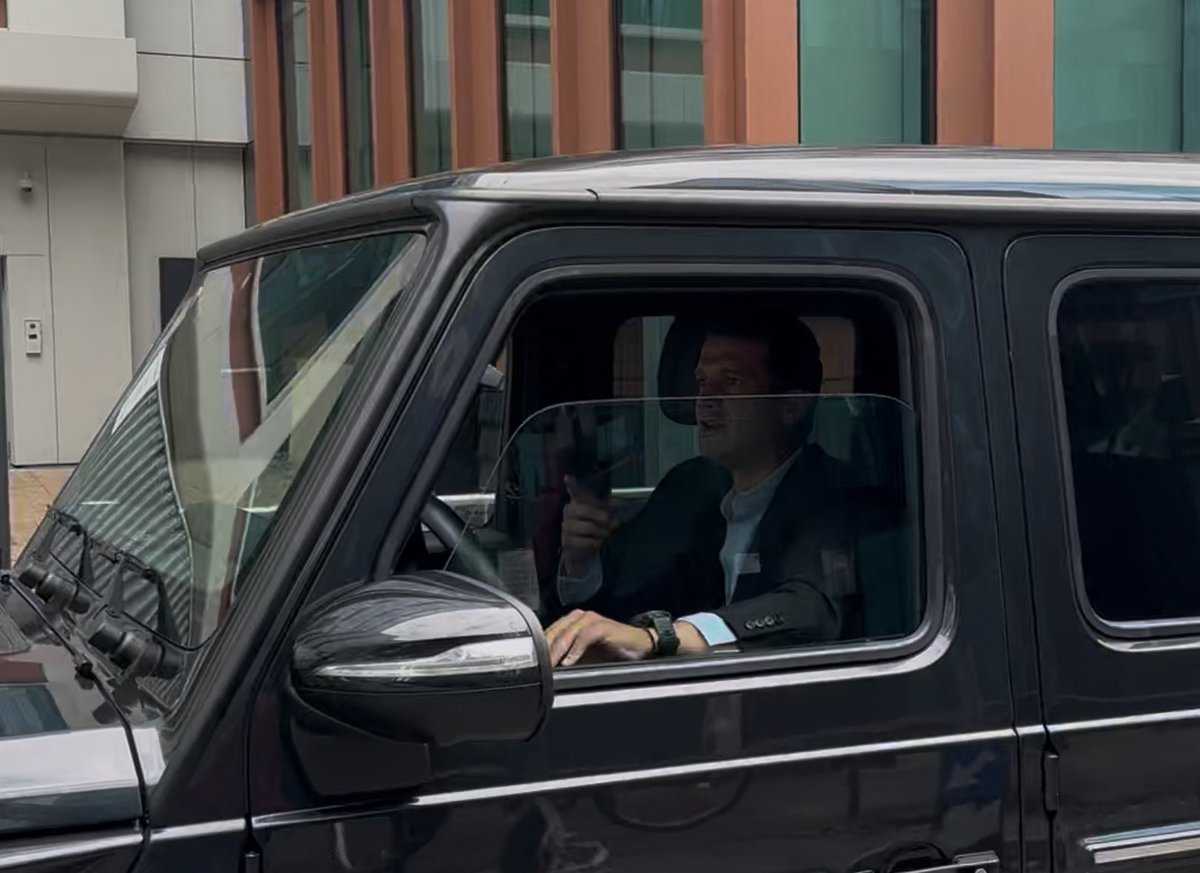 Chivu arrivato in sede Inter <a href="/SkySport/">skysport</a> <a href="/APaventi/">Andrea Paventi</a>