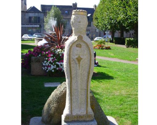 Dol-de-Bretagne : Koun Breizh réclame la remise en place de la statue de Nominoë [Lettre ouverte de ABP] dlvr.it/TLC3wR