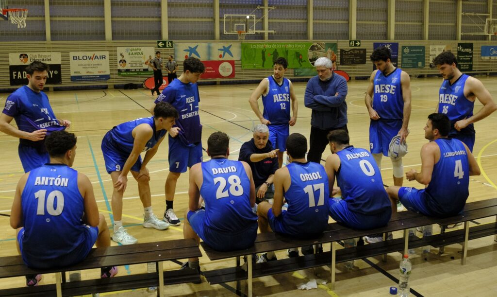 #BàsquetLH 🗑️Final de temporada territorial. Ascensos:
🔸AESE ⬆️Copa Catalunya masculina
🔸AEC Collblanc B ⬆️a 2a Catalana
🔸AE Bellsport i Centre Catòlic B ⬆️a 1a territorial
🔸Joventut L’H, per conveni amb l’Espanyol ⬆️a Copa Catalunya 
👇👇👇
lhdigital.cat/noticies/el-ba…