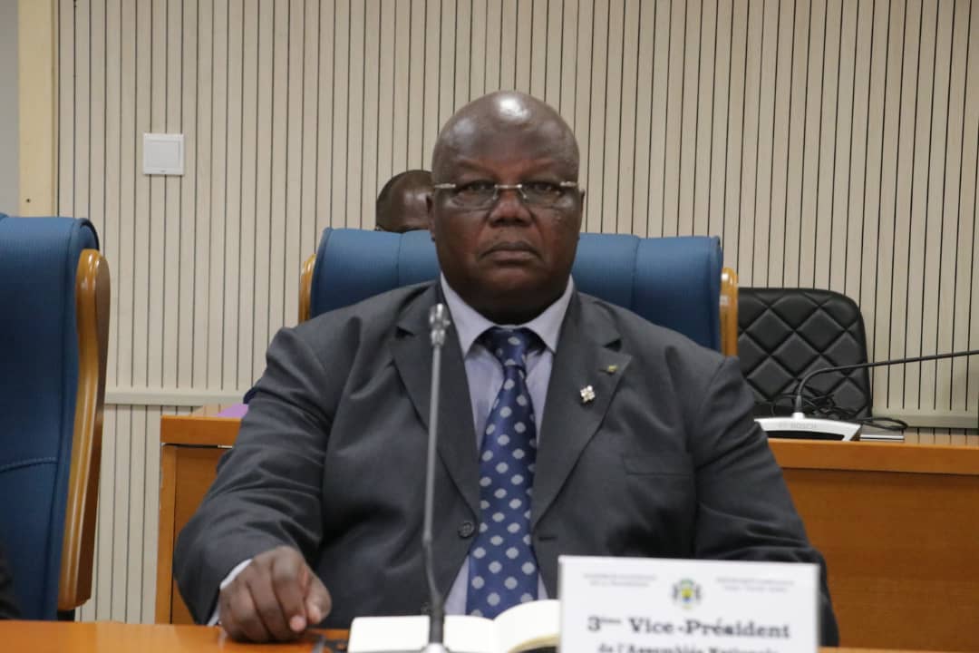 𝐒𝐨𝐜𝐢𝐞́𝐭𝐞́🇬🇦| Le programme NRBC vise à doter le Gabon de moyens efficaces pour faire face aux menaces chimiques, biologiques, radiologiques et nucléaires.

👉𝐿'𝑎𝑟𝑡𝑖𝑐𝑙𝑒 𝑖𝑐𝑖 : assemblee-nationale.ga/1-actualites-/…