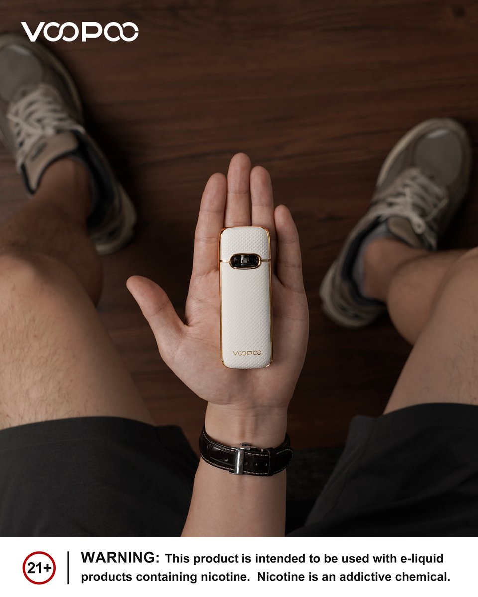 Some things just feel right in your hand. 💨
VMATE E2 — built to be by your side, in every moment that matters. 🧡