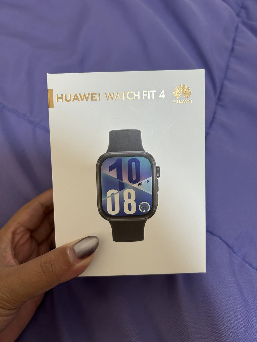 _lavendeur_'s tweet photo. wts huawei watch fit 4 black NEW SEGEL cod only jakpus / jaksel 

underpriced 

detail bisa liat https://t.co/5s1qLZkgX8

masih new ya tapi gak include buds se nya, gak dapet 

dm kalau minat, tukar tambah ke huawei band 10 purple juga bisa ya 💜 https://t.co/VbYwaUv2jh