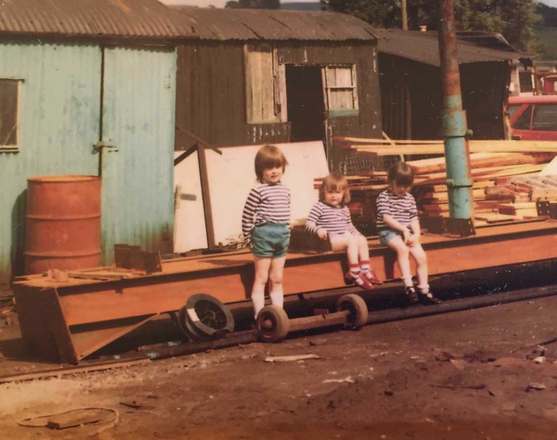 Shufflebottom #womanofsteel MD, Alex Shufflebottom, celebrates a major milestone on Friday, 6th June.  Read about her fascinating 25 year journey at Shufflebottom and the Shufflebottom story itself here: tinyurl.com/ycy6yj4d Congratulations/Llongyfarchiadau!
#UKsteel #SME
