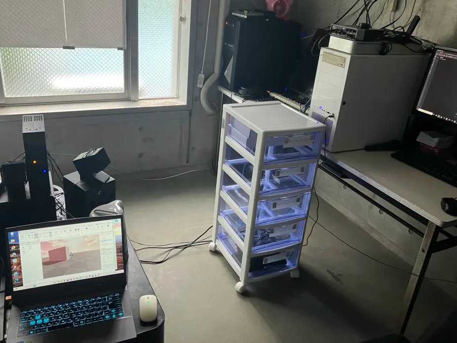 sit_crc's tweet photo. 部室で部会中！
Robloxのゲーム制作で苦戦中…
Hello World!
#湘南工科大学　#コンピュータ研究部　#Roblox　#初めてのツイート https://t.co/gajHPNn4tq