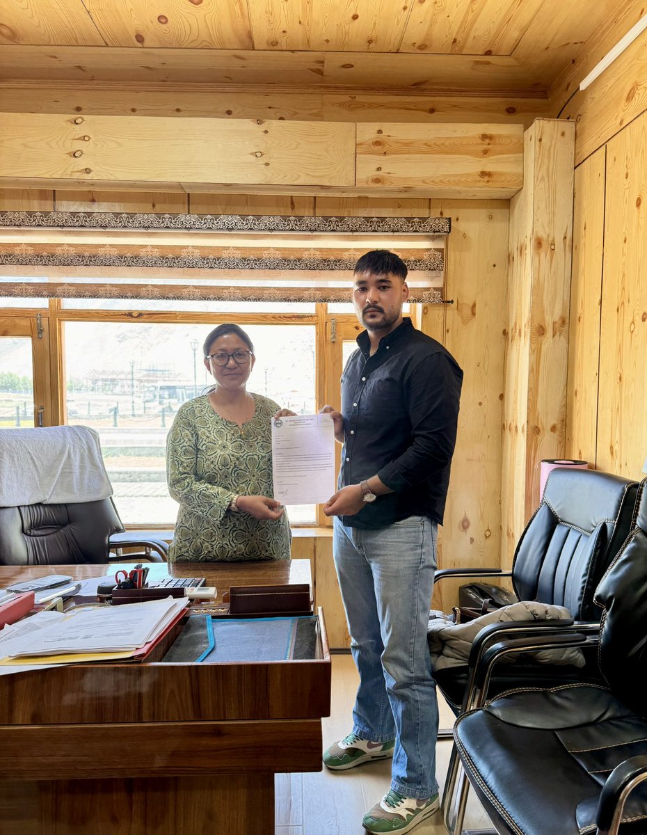Had a productive meeting with Ms. Tashi Dolma, Director of Social &amp; Tribal Welfare, UT Ladakh, regarding the pending NSP scholarships for Ladakhi students. Assured that funds will be released soon to support students’ education. #ALSWAC #Ladakh #NSP #Scholarships