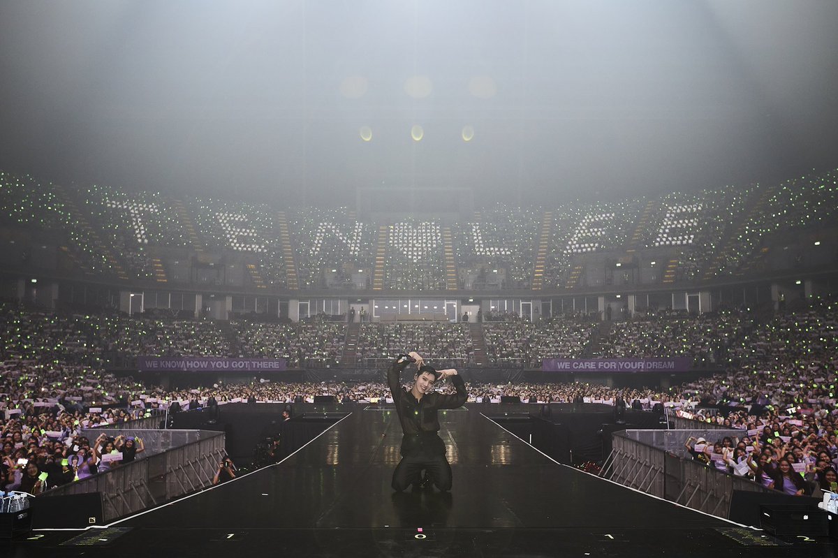 ReweeTen10's tweet image. คนเก่งของฉัน #TENLEE