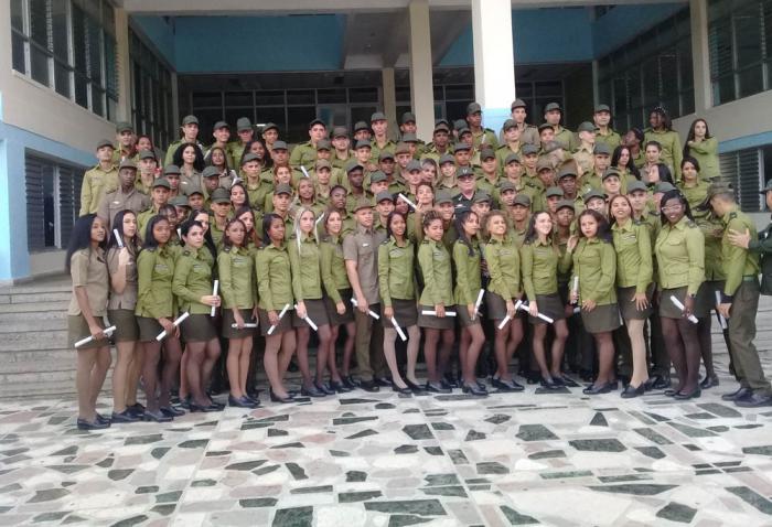 Congratulaciones a nuestros combatientes del <a href="/minint_cuba/">MININT_CUBA</a> en el aniversario 64 de su creación. Como parte del pueblo uniformado, garantizan la paz y estabilidad ciudadana. Desde desafiantes y complejos escenarios que hemos enfrentado, el pueblo les quiere y admira