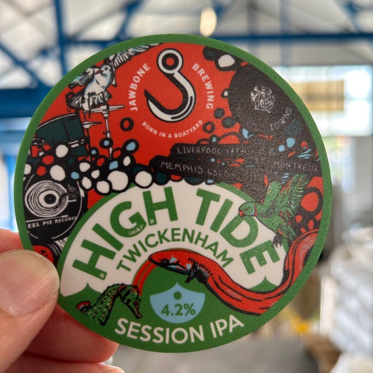Tonight's the launch of our new @hightidetwick session IPA! Pouring fresh on the taps at the brewery from 4pm – the weekend starts here! #makemineanIPA #Fridayfeels #Twickenham