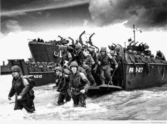 sofrepofficial's tweet image. D-Day was sacrifice.
Don’t forget who paid for the ground we stand on.

#DDay #WWII #SOFREP #Normandy #HonorThem