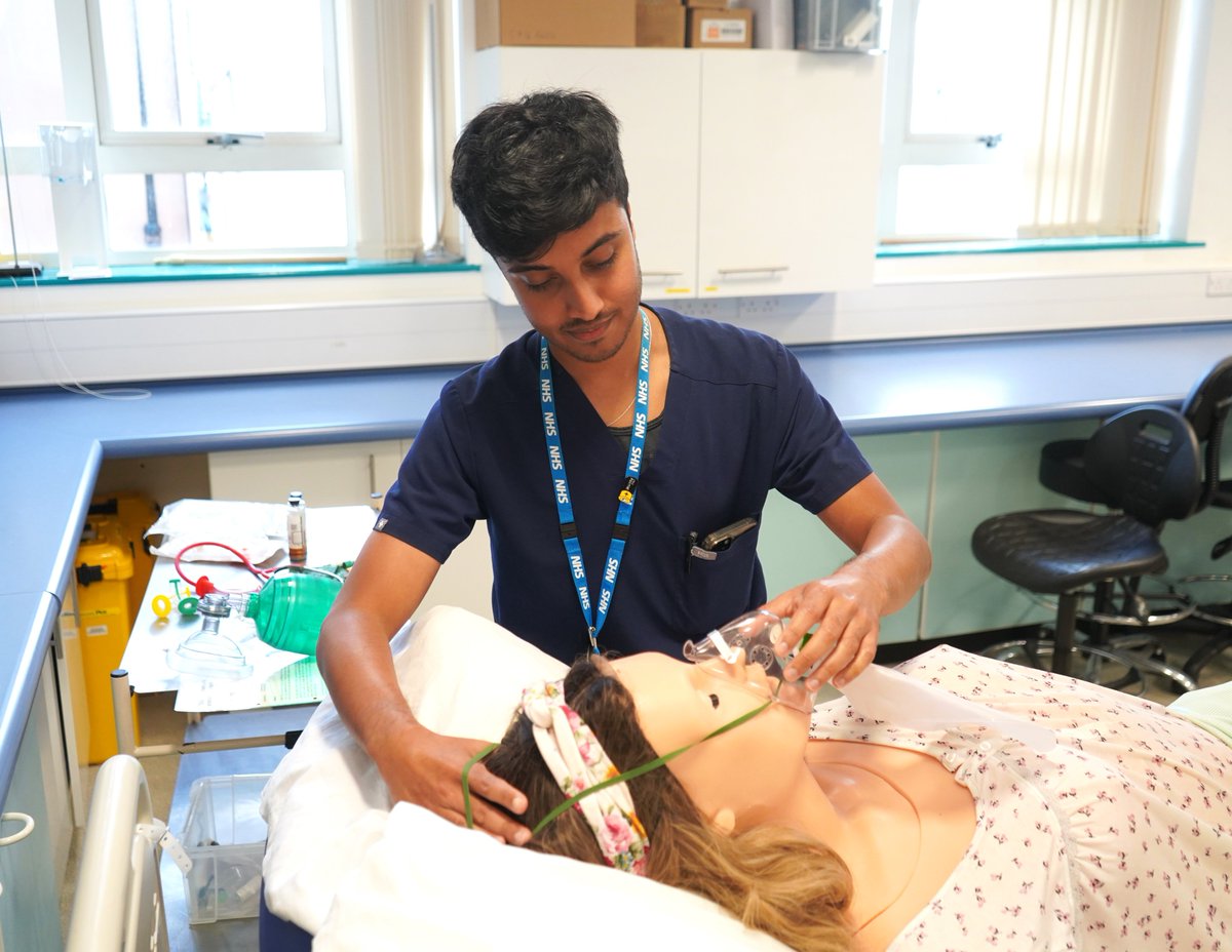GEH Clinical and Medical Education (@gehclinmeded) on Twitter photo Today we facilitated a COMET for our F2 Doctors on Pulmonary Embolism.
<a href="/GEHNHSnews/">George Eliot Hospital NHS Trust</a> Today we facilitated a COMET for our F2 Doctors on Pulmonary Embolism.
<a href="/GEHNHSnews/">George Eliot Hospital NHS Trust</a>