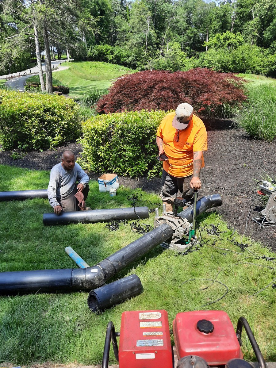ScottKilliam's tweet photo. Finished up 6" HDPE bridge crossing at JasnaPolana this week.  Thanks for the work. https://t.co/4U1BWNTC6G