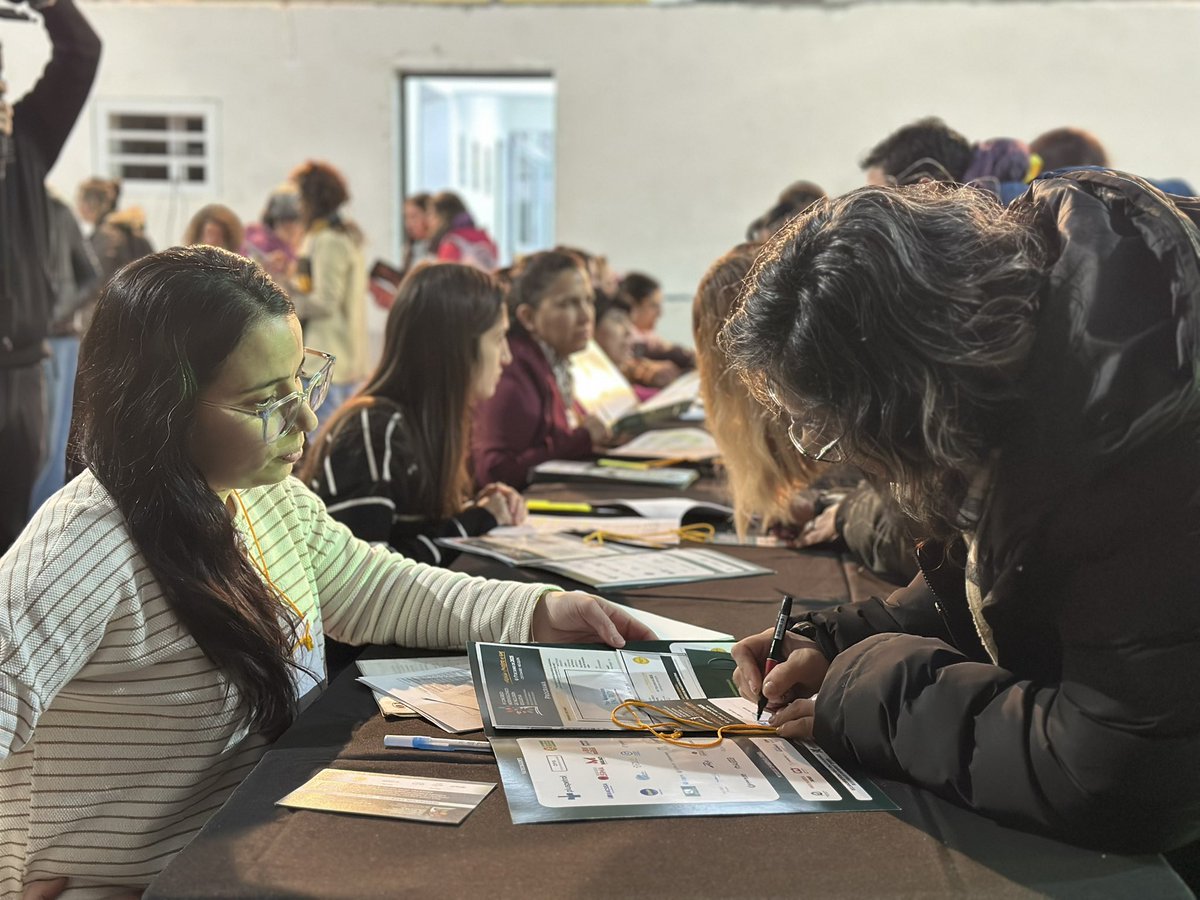 En Centenario, más de 450 personas están siendo parte del IV Congreso Norpatagónico de Inclusión Educativa, donde reafirmamos nuestro compromiso por la inclusión. 
Desde el <a href="/GobProvinciaNqn/">Gobierno de la Provincia del Neuquén</a> seguiremos impulsando políticas públicas que promuevan más accesibilidad y más derechos;