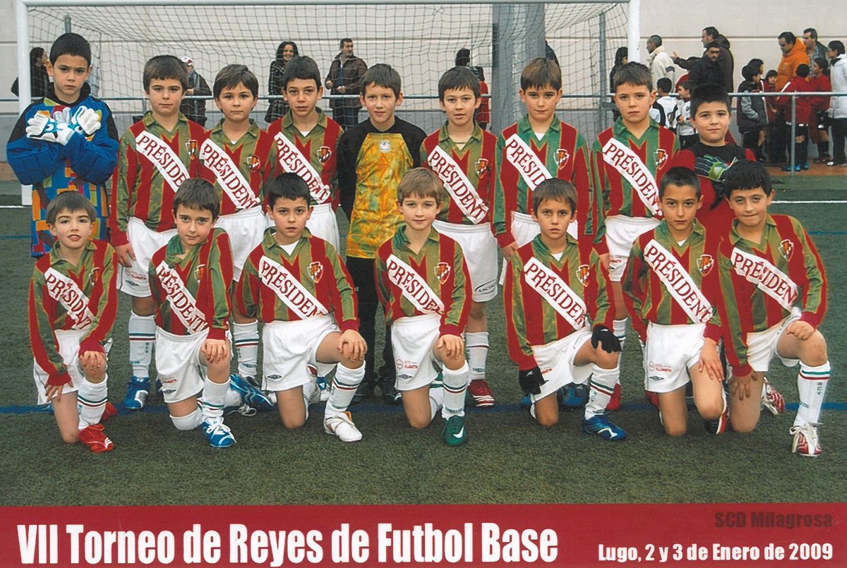 📷Novo venres de foto antiga, aínda que das máis recentes.

Quen anda por aí?✋

#OrgulloRCV❤️💚