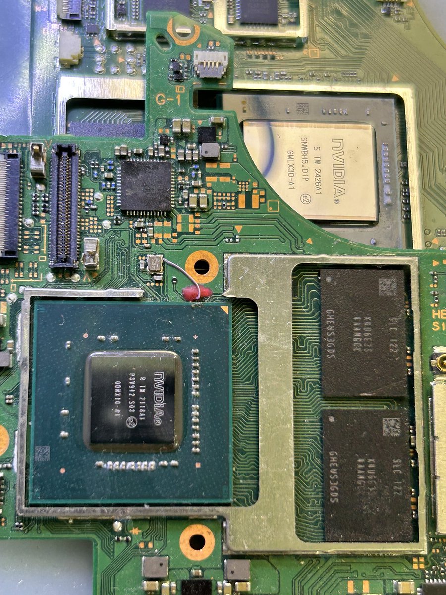Modyfikator89's tweet photo. Nintendo Switch 2 APU Size difference to all of Nintendo Switch consoles V1 /Lite/Oled . All model of APU Erist/Mariko/ Aula
#NintendoSwitch2 #Nintendo #size #apu https://t.co/jQgFP47Xi5
