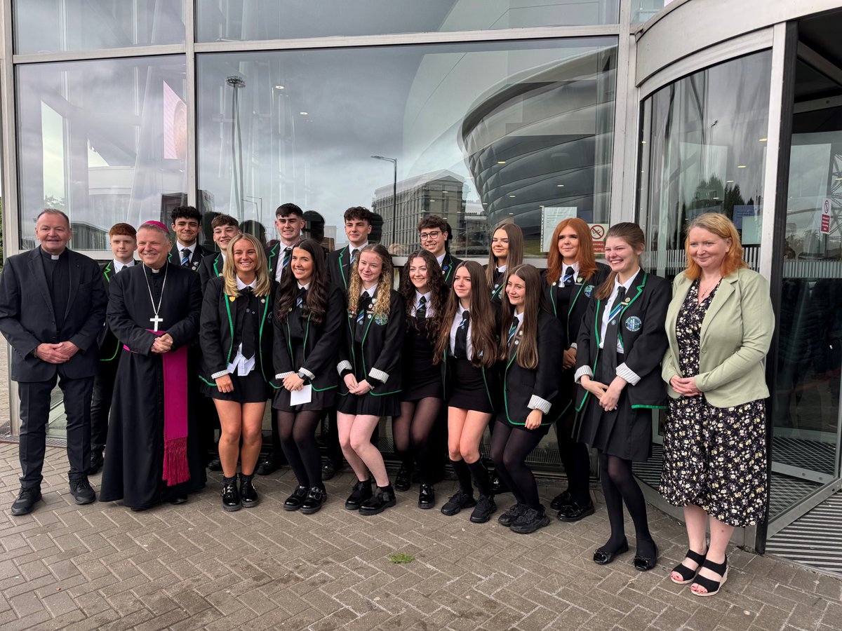 stbenedictsren's tweet photo. Congratulations to our Caritas pupils on their success! Proud to see them living our Catholic ethos through faith, service, and community. 🙏🎉 #CatholicEthos #Caritas #Achievement https://t.co/R1NzWJ79Fu