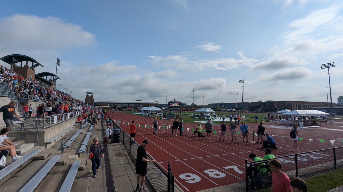 Clermont Sun Sports (@clersunsports) on Twitter photo Columbus 📍
Welcome to Jesse Owens Memorial Stadium for the <a href="/OHSAASports/">OHSAA Sports</a> state track and field meet.
Today, we have Division II field events featuring <a href="/BataviaSports/">Batavia Bulldog Athletics</a>' Lauren Craven in the girls high jump and defending state pole vault champion Grant Harrison of <a href="/nrhsathletics/">Doug Foote</a> Columbus 📍
Welcome to Jesse Owens Memorial Stadium for the <a href="/OHSAASports/">OHSAA Sports</a> state track and field meet.
Today, we have Division II field events featuring <a href="/BataviaSports/">Batavia Bulldog Athletics</a>' Lauren Craven in the girls high jump and defending state pole vault champion Grant Harrison of <a href="/nrhsathletics/">Doug Foote</a>