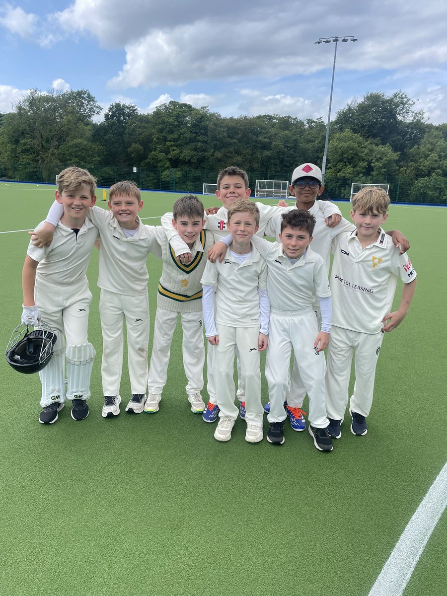Good luck to our U11 boys playing in their AJIS Cricket Semi-final this afternoon!