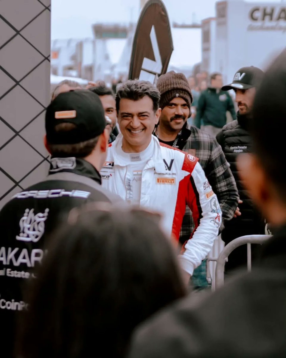 Nee sirithaal siripu alagu 🫶❤️

#AjithKumar #GoodBadUgly #AjithKumarRacing