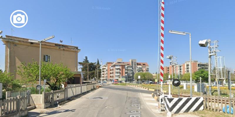 lAttacco's tweet image. Lavori sulla tratta ferroviaria Foggia-Manfredonia: chiusura passaggio a livello in viale Leone XIII #MANFREDONIA #FOGGIA #CHIUSURE tinyurl.com/29otnshd