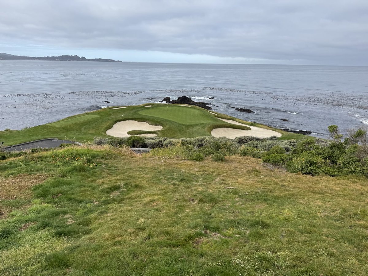 ⛳️🔥⛳️🔥First off again at Pebble!

It’s hard to beat. Perfect conditions! 

Have a great day!