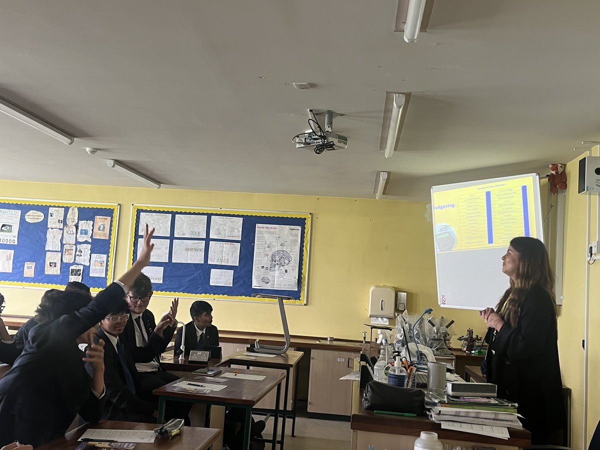RGSHW Careers (@rgshwcareers) on Twitter photo Money matters! 💷 Y9s <a href="/rgshw/">RGSHW Headmaster</a> learning about budgeting, saving and smart spending with <a href="/CitizensAdvice/">CitizensAdvice</a>. Financial literacy starts early! Plan now for the future! #FinancialSkills #LifeReady #NumberCrunching Money matters! 💷 Y9s <a href="/rgshw/">RGSHW Headmaster</a> learning about budgeting, saving and smart spending with <a href="/CitizensAdvice/">CitizensAdvice</a>. Financial literacy starts early! Plan now for the future! #FinancialSkills #LifeReady #NumberCrunching