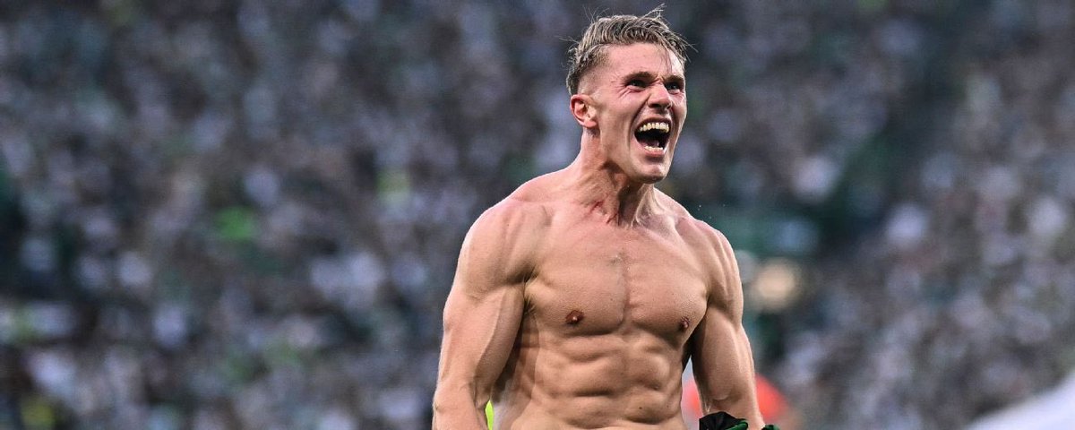 The only signing I'm waiting to see at Old Trafford is this guy

  Get done with mbuemo and bring me this man