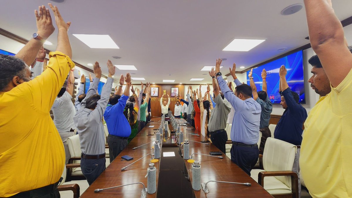 Ministry of Heavy Industries (@mhi_goi) on Twitter photo MHI has organized a Yoga session as part of the forthcoming International Day of Yoga. Instructors from <a href="/mdniy/">Morarji Desai National Institute of Yoga (MDNIY)</a> Morarji Desai National Institute of Yoga led the session. Officers/officials of the Ministry participated actively throughout the session.
#YogaForOneEarthOneHealth MHI has organized a Yoga session as part of the forthcoming International Day of Yoga. Instructors from <a href="/mdniy/">Morarji Desai National Institute of Yoga (MDNIY)</a> Morarji Desai National Institute of Yoga led the session. Officers/officials of the Ministry participated actively throughout the session.
#YogaForOneEarthOneHealth