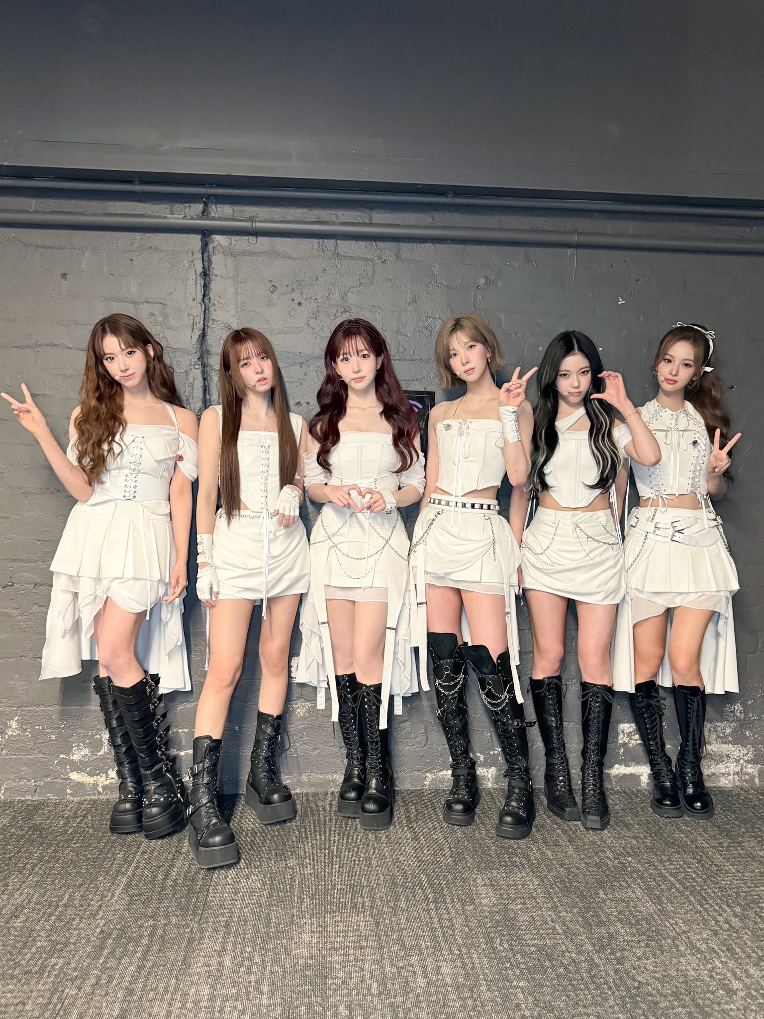 Gsw8SyFakAApJwO?format=jpg&name=large