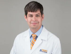 uvaconnect.com/hiv-discovery-…
HIV Discovery Could Open Door to Long-Sought Cure
“Understanding how the virus stays latent in cells could help us develop a lasting cure for HIV.” said Dr. Patrick Jackson one of the two lead authors on the paper. <a href="/UVA_ID/">UVA ID</a> #UVAmedicine #UVADoM