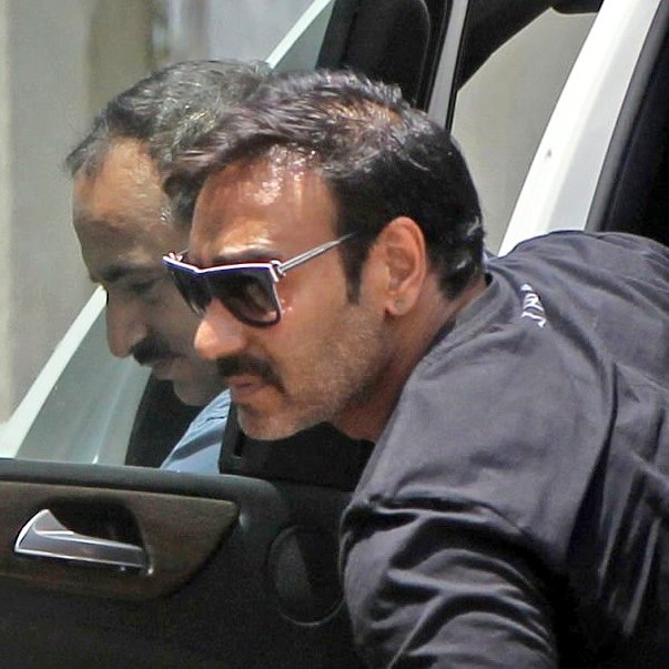 K∆LWA DEVG*N ❌
T∆KLA DEVG*N ✅

#ajaydevgan 🤣