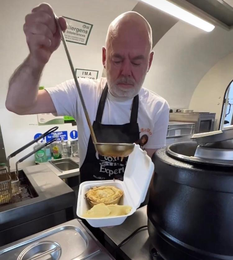#CrickNosh tonight at #glamorgancricket #IWantIt #Iloveit #pieandmash #pieandchips #T20 #cricketfans