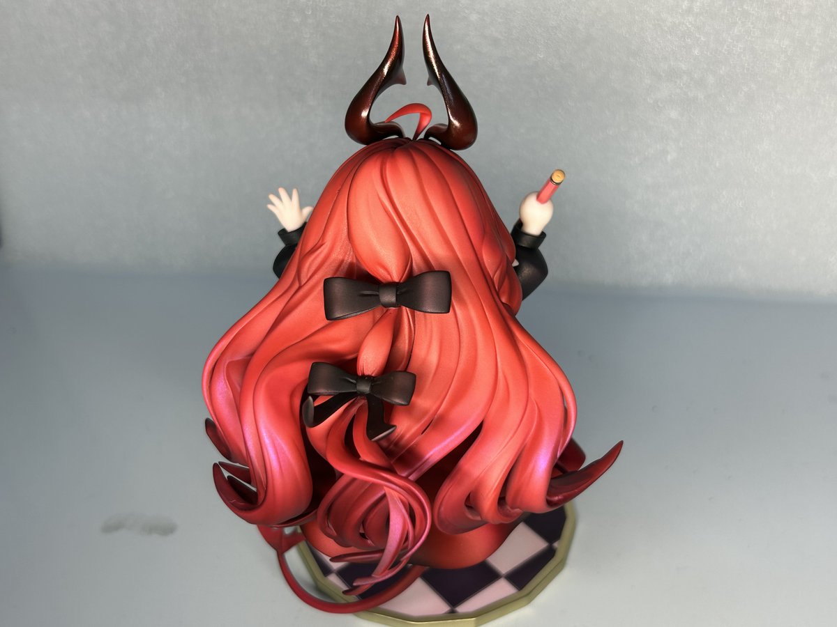 eyecoffe's tweet image. 小妮芙

原画：羽球(X: @YUJIfantasia)
原型：眼球咖啡(X: @eyecoffe)
塗装：Rikka (X:@Rikkaaa233）
高さ：16cm
値段：11000JPY
パーツ数：28
販売場所：funey.booth.pm/items/7013491
6月8日のオンライン販売に参加します。
目の水シールが含まれています。
#Arknights 
#アークナイツ #となモ7