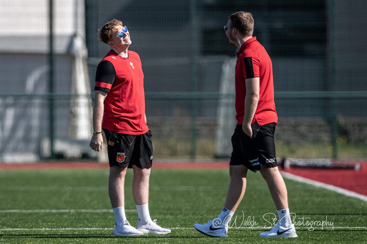 Ollie Hughes tweet media