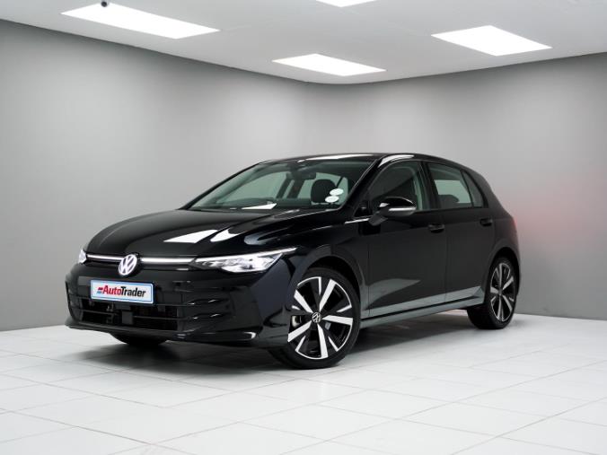 AutoTraderSA's tweet image. We tested the latest Volkswagen #Golf. Has VW succeeded in making one of South Africa’s most-loved #hatchbacks even better? bit.ly/VWGolf2025Vide…