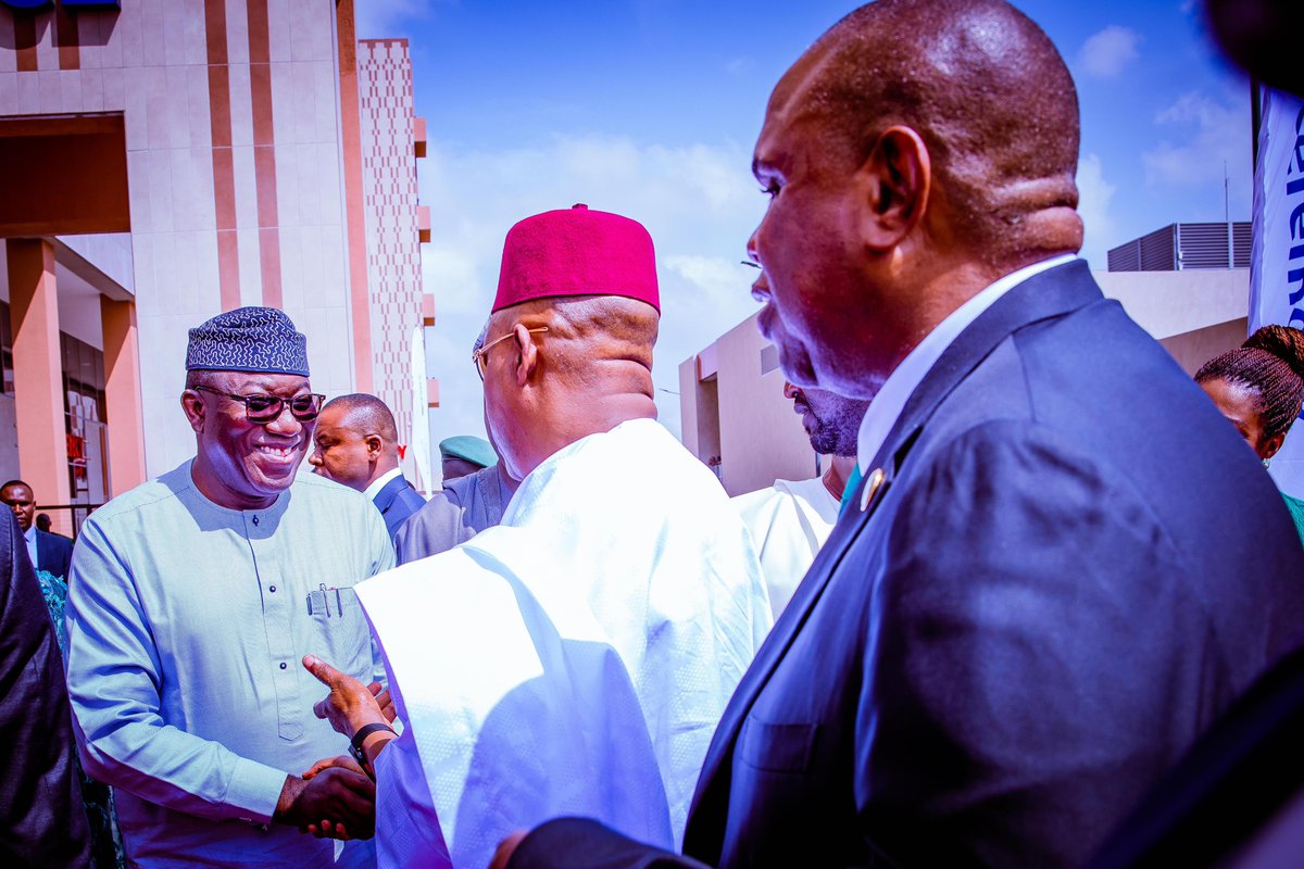 kfayemi's tweet image. I was honoured to be part of the King’s College London @KingsCollegeLon delegation at the commissioning of the African Medical Centre of Excellence (AMCE) in Abuja by the Vice President, His Excellency, Senator Kashim Shettima.
The AMCE is a world-class facility and the outcome…