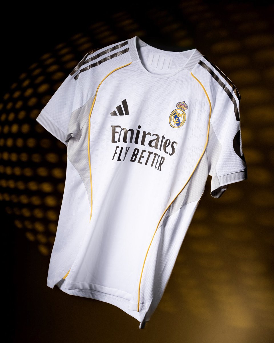 JuandaRM7's tweet photo. 🌎 SORTEO INTERNACIONAL 🌍

Voy a regalar la NUEVA CAMISETA DEL REAL MADRID CF. Solo hay que:

- Seguir a @Topjersey10 y @JuandaRM7 
- Hacer RT 
- (opcional) nombrar a quien quieras para más participaciones https://t.co/VrjJMdn2qw