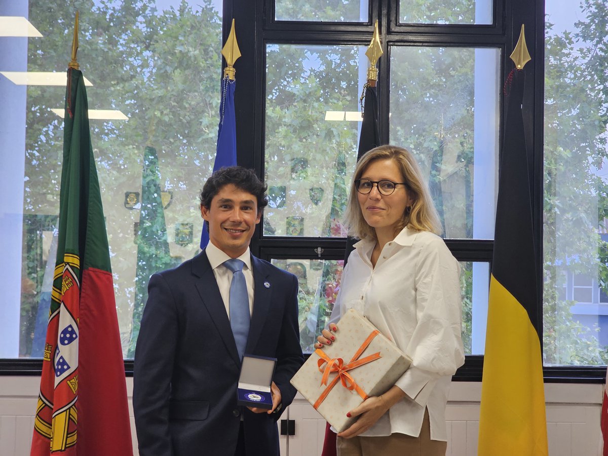 Maritime Analysis and Operations Centre- Narcotics (@maoc_n) on Twitter photo 🇧🇪The Belgian Drug Commissioner, Mme <a href="/IneWymersch/">Ine Van Wymersch</a> , visited the Centre following Belgium’s official accession to MAOC-N in July 2024.
🔗maoc.eu/the-belgian-dr… 🇧🇪The Belgian Drug Commissioner, Mme <a href="/IneWymersch/">Ine Van Wymersch</a> , visited the Centre following Belgium’s official accession to MAOC-N in July 2024.
🔗maoc.eu/the-belgian-dr…