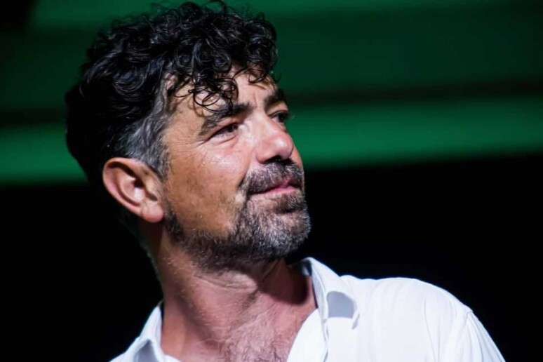 Ho accolto con estremo dolore la notizia della scomparsa di Gianfranco #Butinar. Un artista ed un imitatore straordinario. RIP