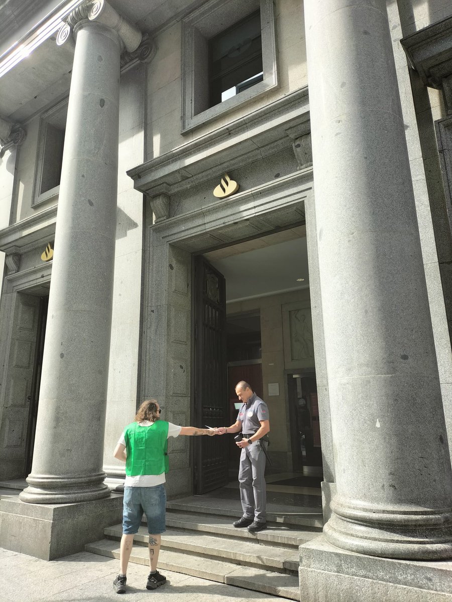 INICIAMOS CAMPAÑA EN <a href="/bancosantander/">Santander</a>

Y no pararemos hasta tener una solución para Celia y Juan Pablo. Se lo hemos comentado a los directivos y a las decenas de clientes que nos preguntaron

Si tienes problemas con las hipotecas-estafa de UCI-Santander, no dudes en contactarnos