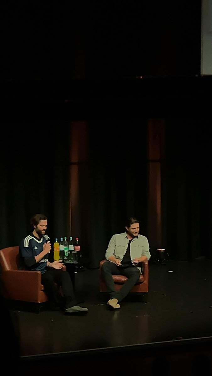 introdarling's tweet photo. Purgatory con was beautiful 😭 https://t.co/pBcTsC20jw