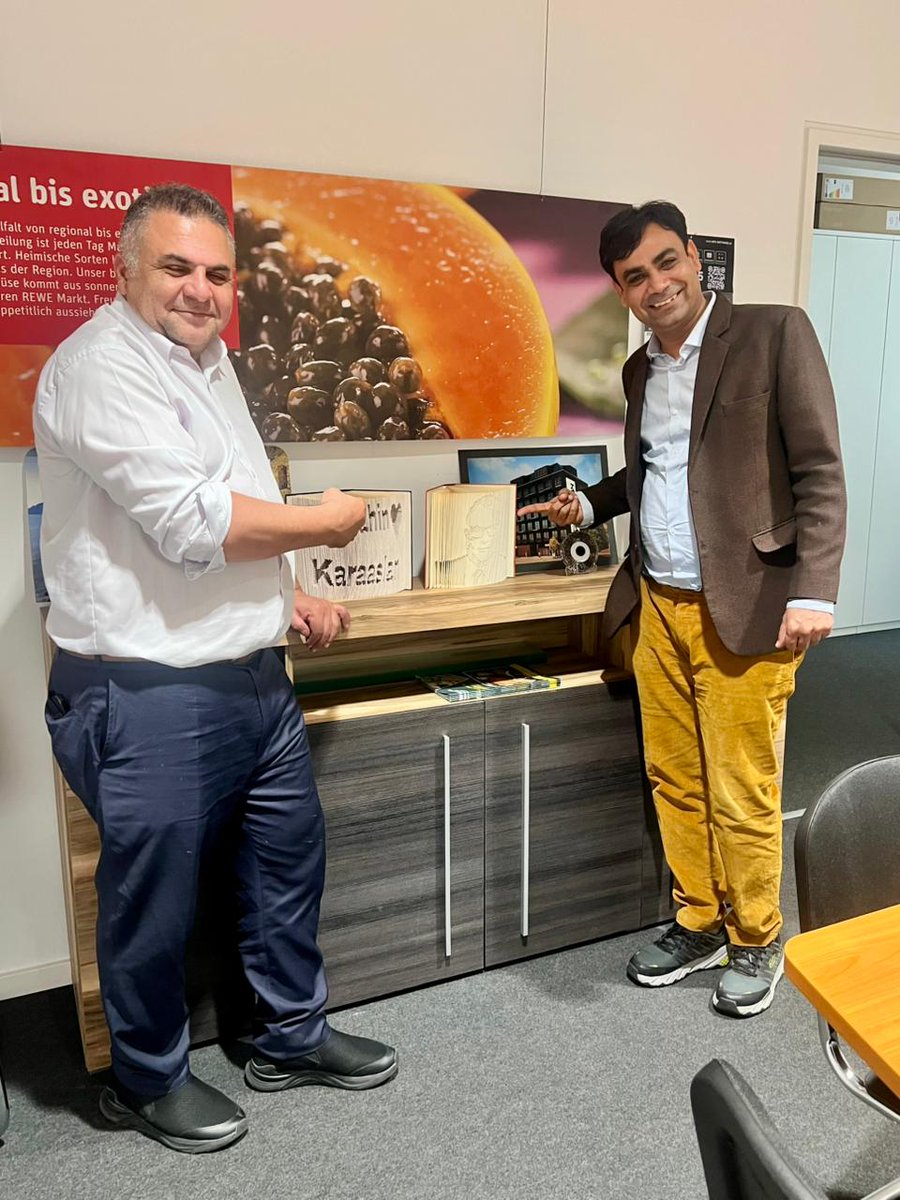 Drskill_'s tweet photo. 🤝 The CEO of Dr. Skill had the privilege of meeting Mr. Sahin Karaaslan, CEO of Delikatessa GmbH &amp; CEO of REWE SAHIN KARAASLAN FOOD GMBH.

🌍They engaged in an insightful discussion on sustainable joint business strategies and exciting opportunities in the import-export sector. https://t.co/dqedzmDdBT